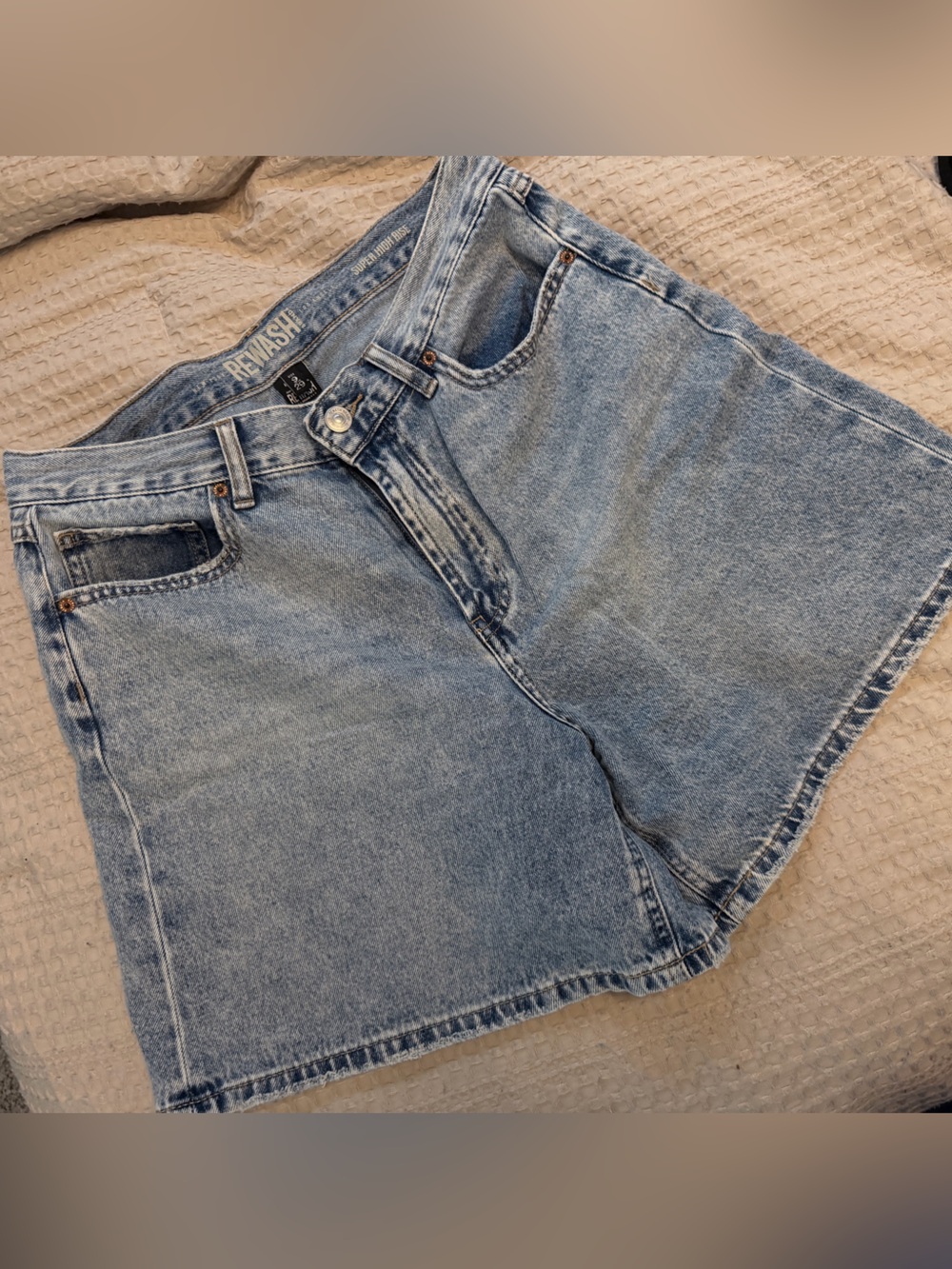 Rewash | High-Rise Light Blue Denim Shorts | 29